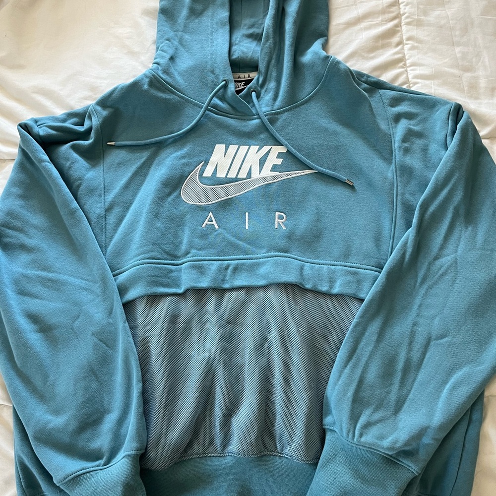Women’s Nike Sweatshirt